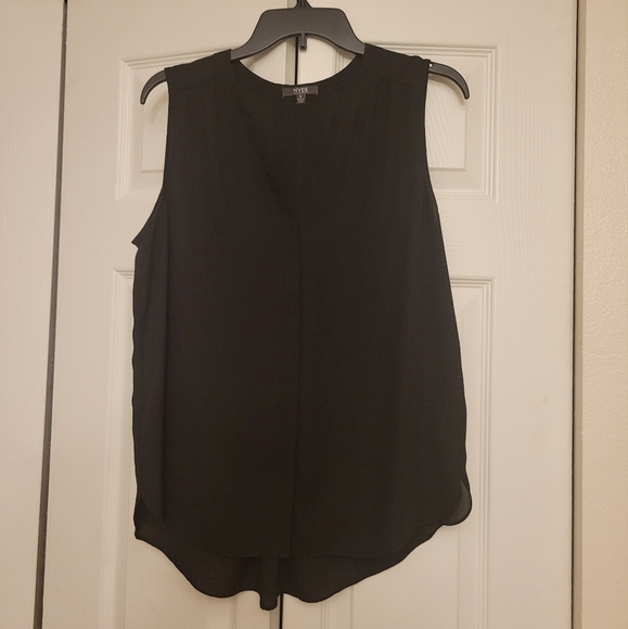 Black sleeveless blouse - Picture 3 of 6
